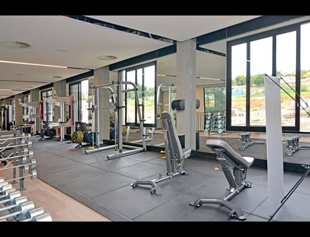 2 BEDROOM PROPERTY TO RENT IN HYDE PARK